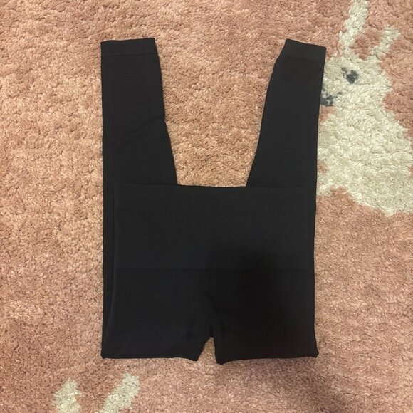 Spanx Look at Me Now Seamless Leggings Black Size Medium M Shapewear 25" Inseam - Picture 2 of 5